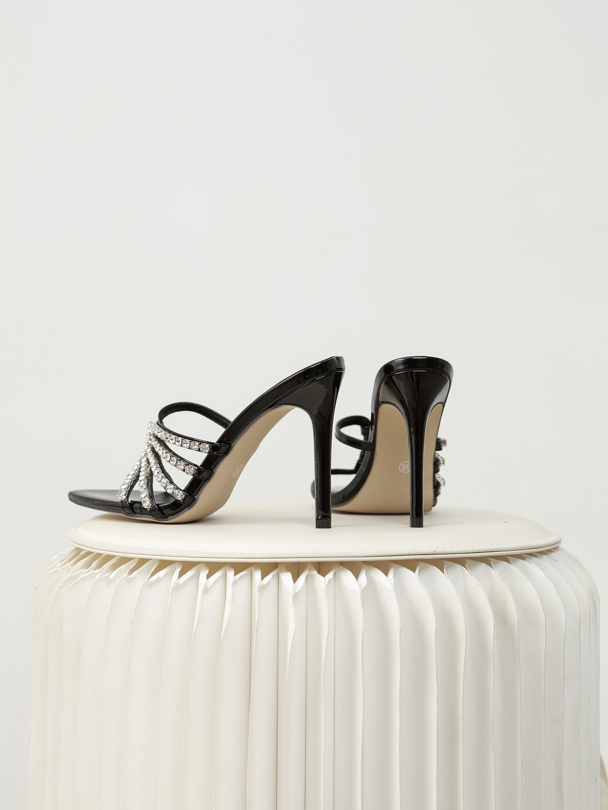 Bennett סנדלי עקב