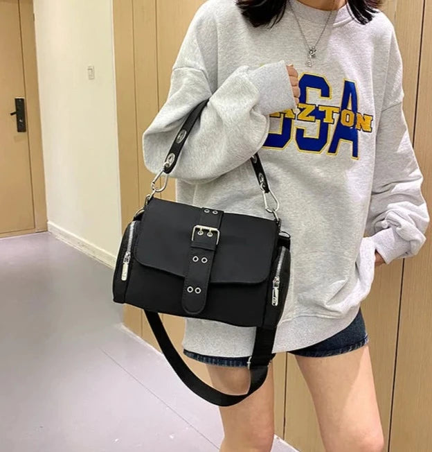 Monroe תיק צד קרוסבודי