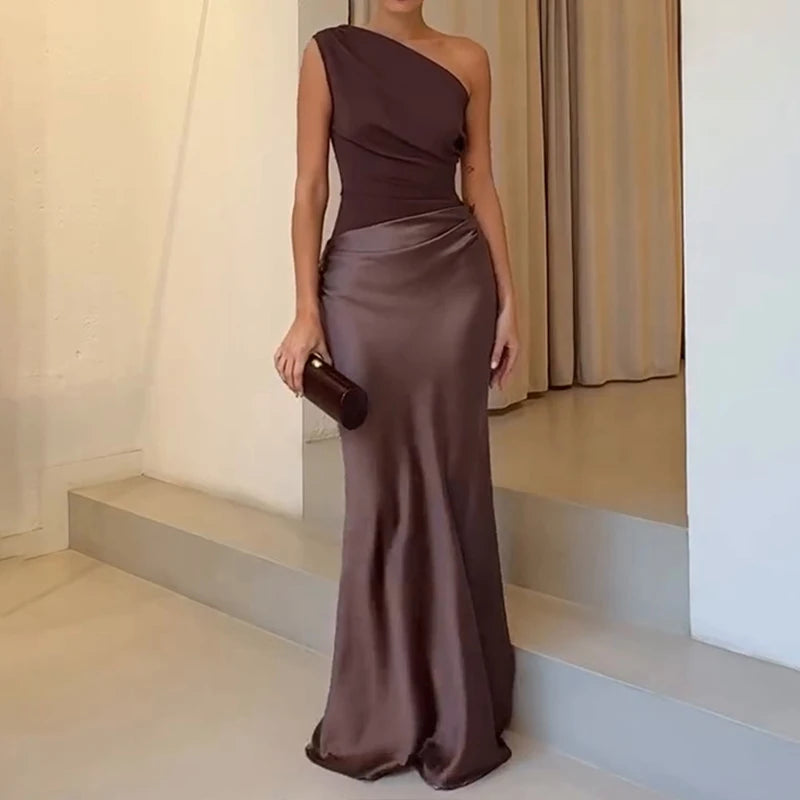 Erica שמלת מקסי סאטן אלגנטית