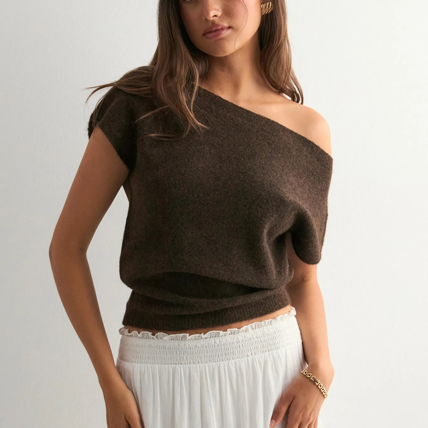 Virna חולצת סריג כתף חשופה