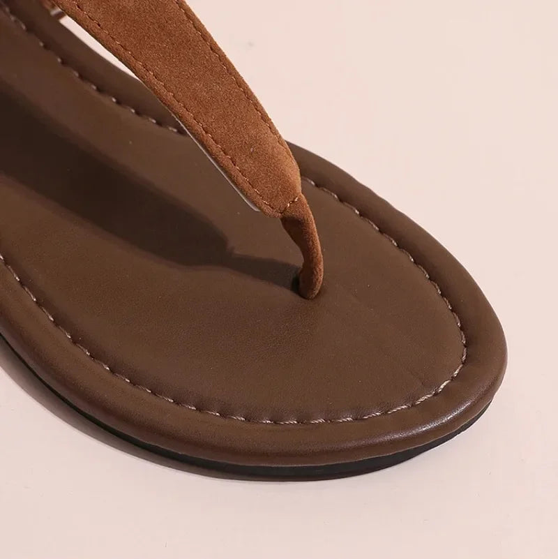 Cruz סנדלי טי שטוחים Outlet