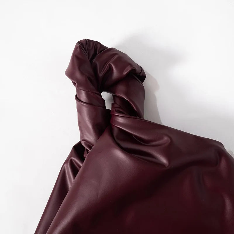 Greta טופ כתף אחת דמוי עור