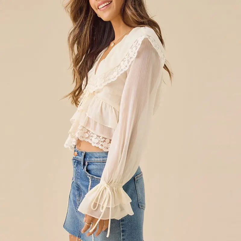 Lacie חולצת תחרה רומנטית שכבות