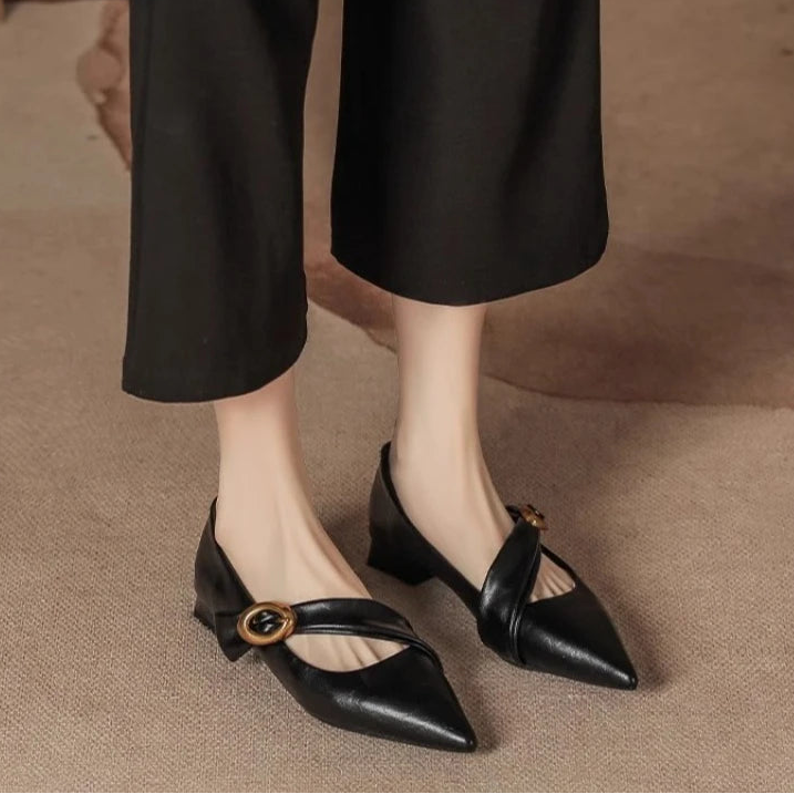 Tia נעליים שטוחות אלגנטיות