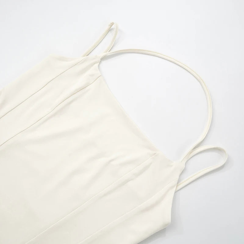 Angela טופ עם כתפיות כפולות