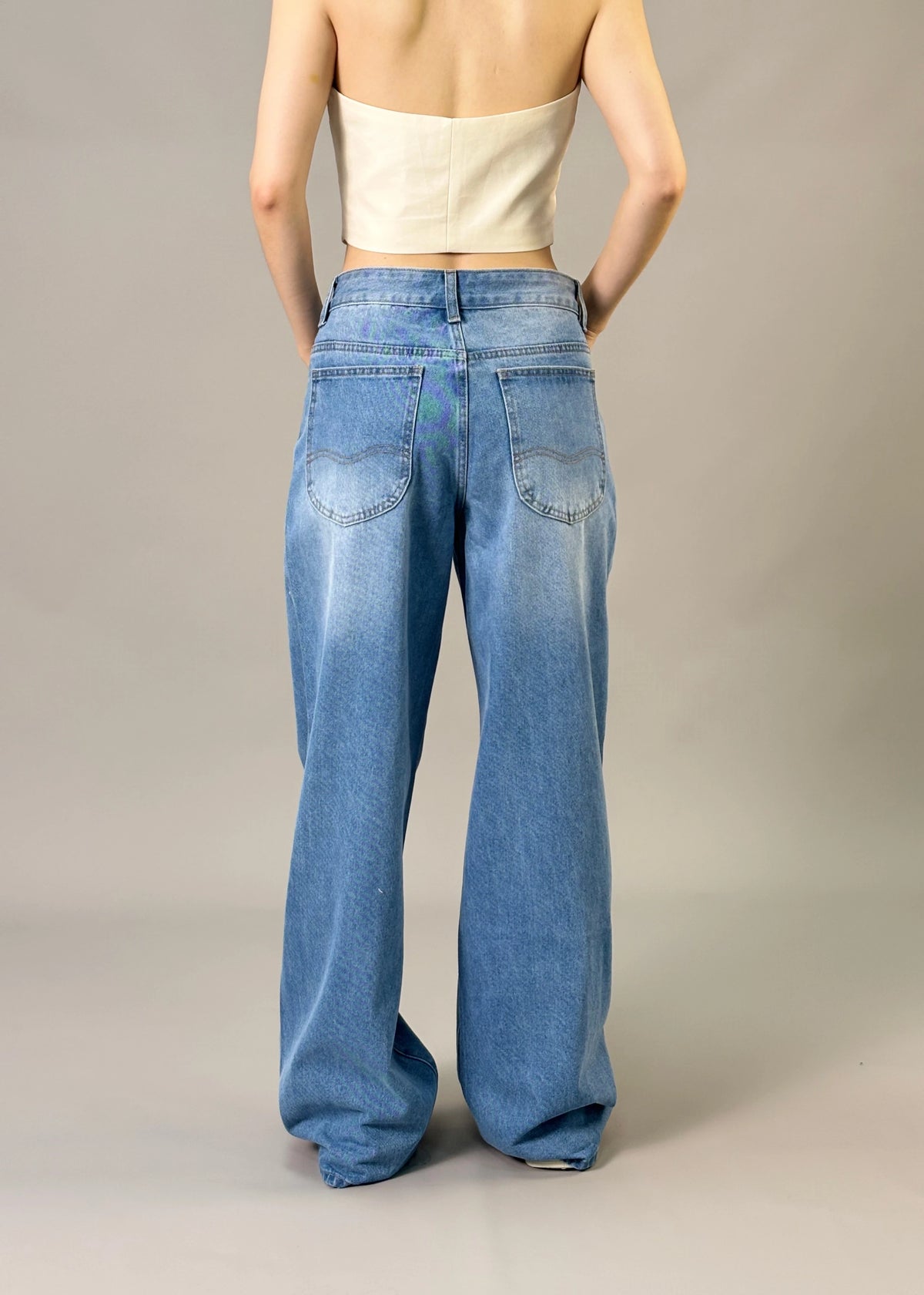 Penny ג'ינס וינטג' רחב גבוה מותן