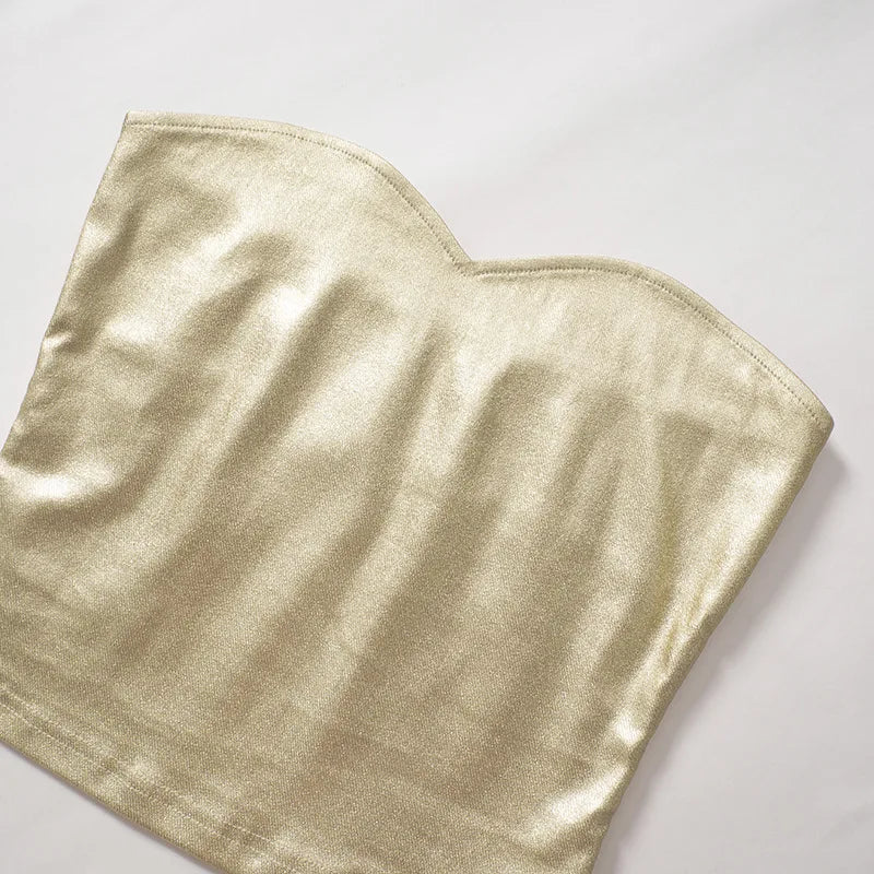 Julie טופ סטרפלס זהוב צמוד בגזרה מחטבת