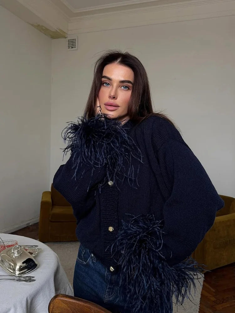 Mata קרדיגן סרוג עם פרוות נוצות