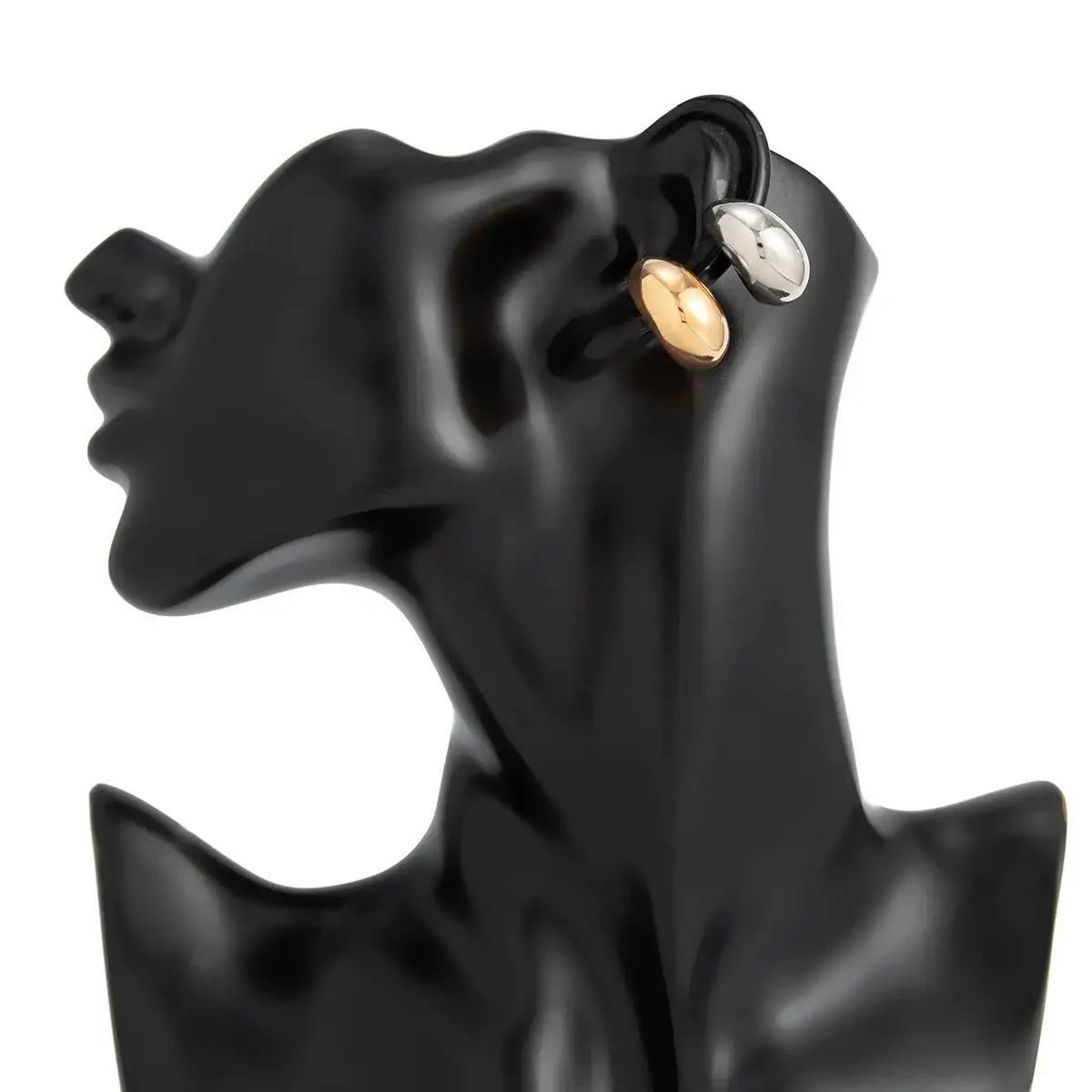 Julia עגיל קליפ בצורת טיפה