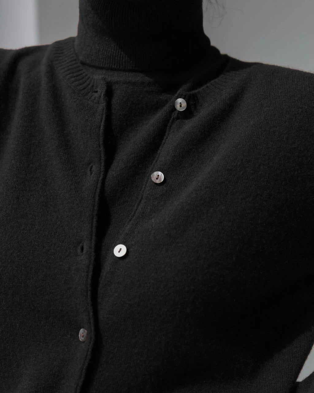 Byrne סט סריג גולף וקרדיגן אלגנטי Outlet