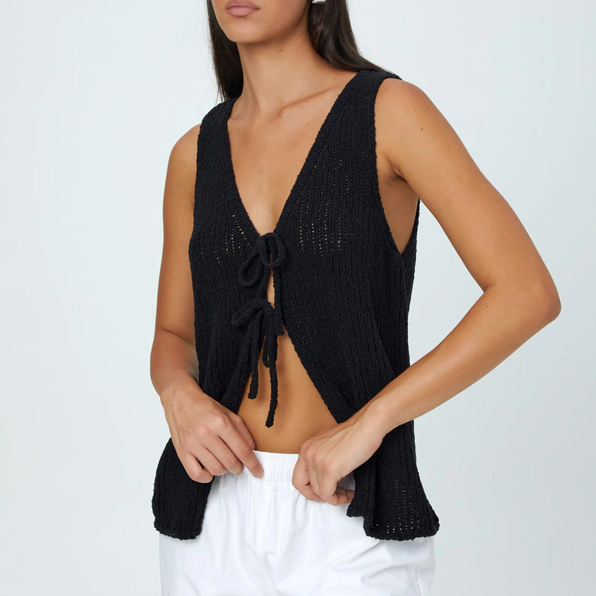 Lucia גופיית קשירה עם קפלים בסגנון וינטג' Outlet