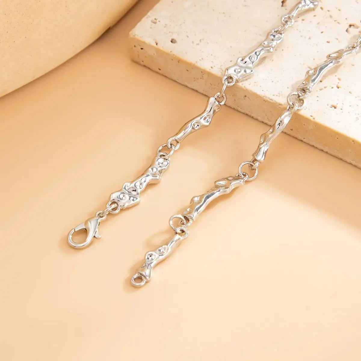 Randall שרשרת ארוכה בעיצוב אי-סימטרי