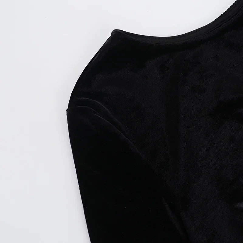 Kelley שמלת מיני מקטיפה עם עיטור פליסה Outlet