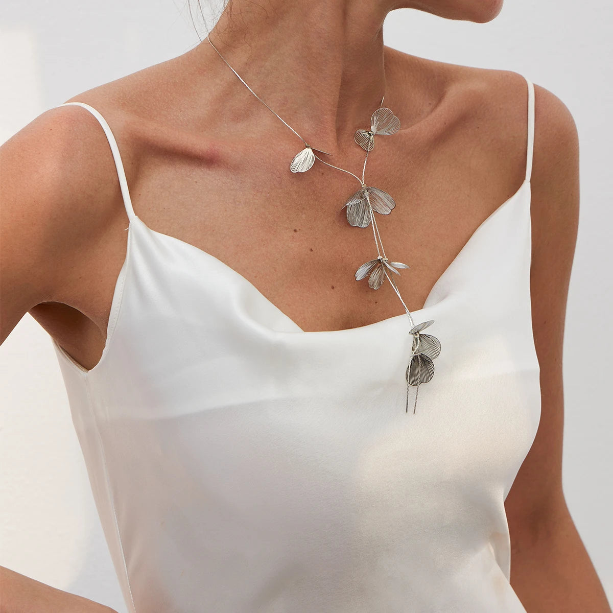 Reid שרשרת עלים ארוכה