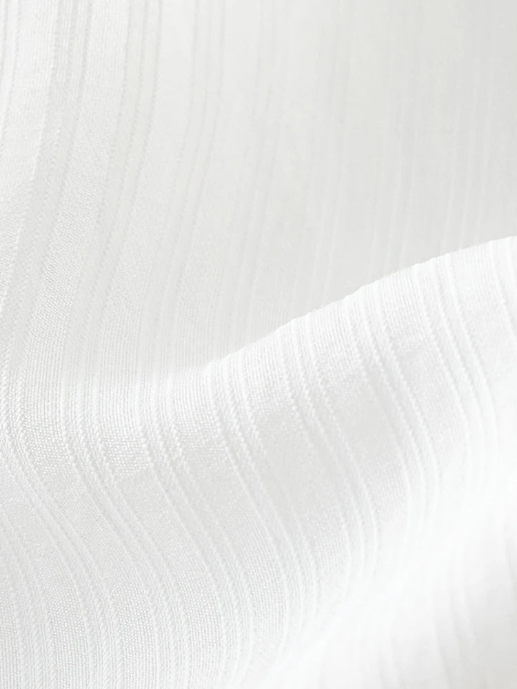 Matilda חולצה קיצית בעיצוב חלול בצוואר