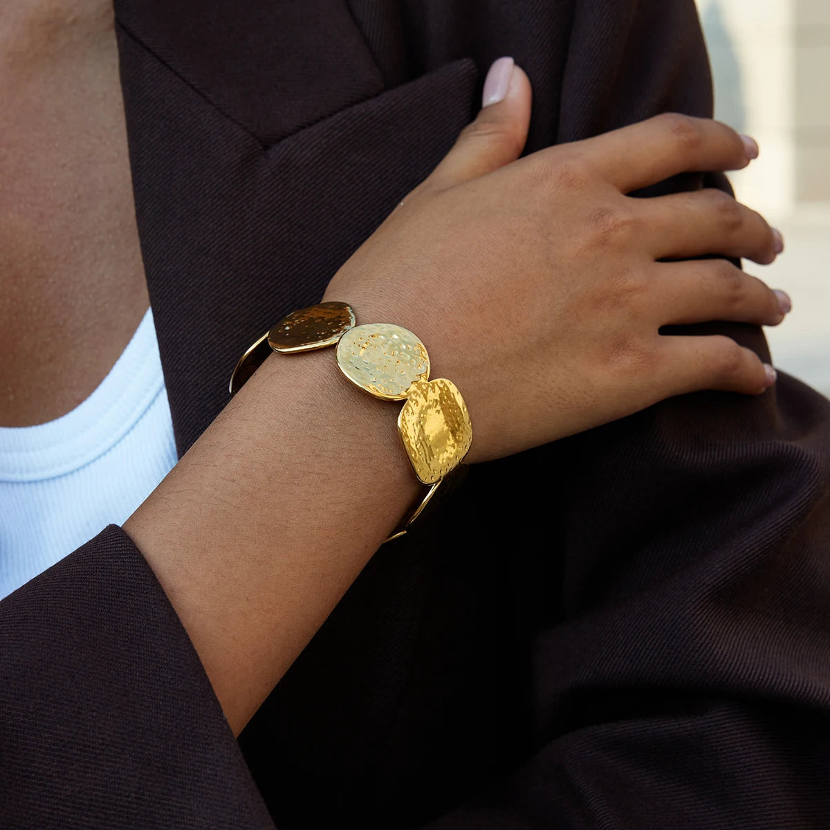 Lawson צמיד זהב רחב במראה פטיש