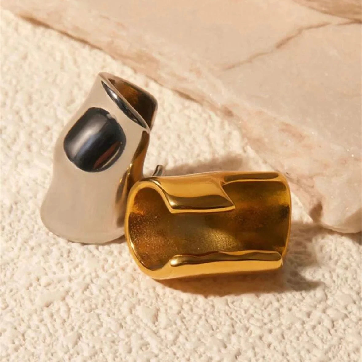 Kent עגיל קליפ מבריק בעיצוב מודרני