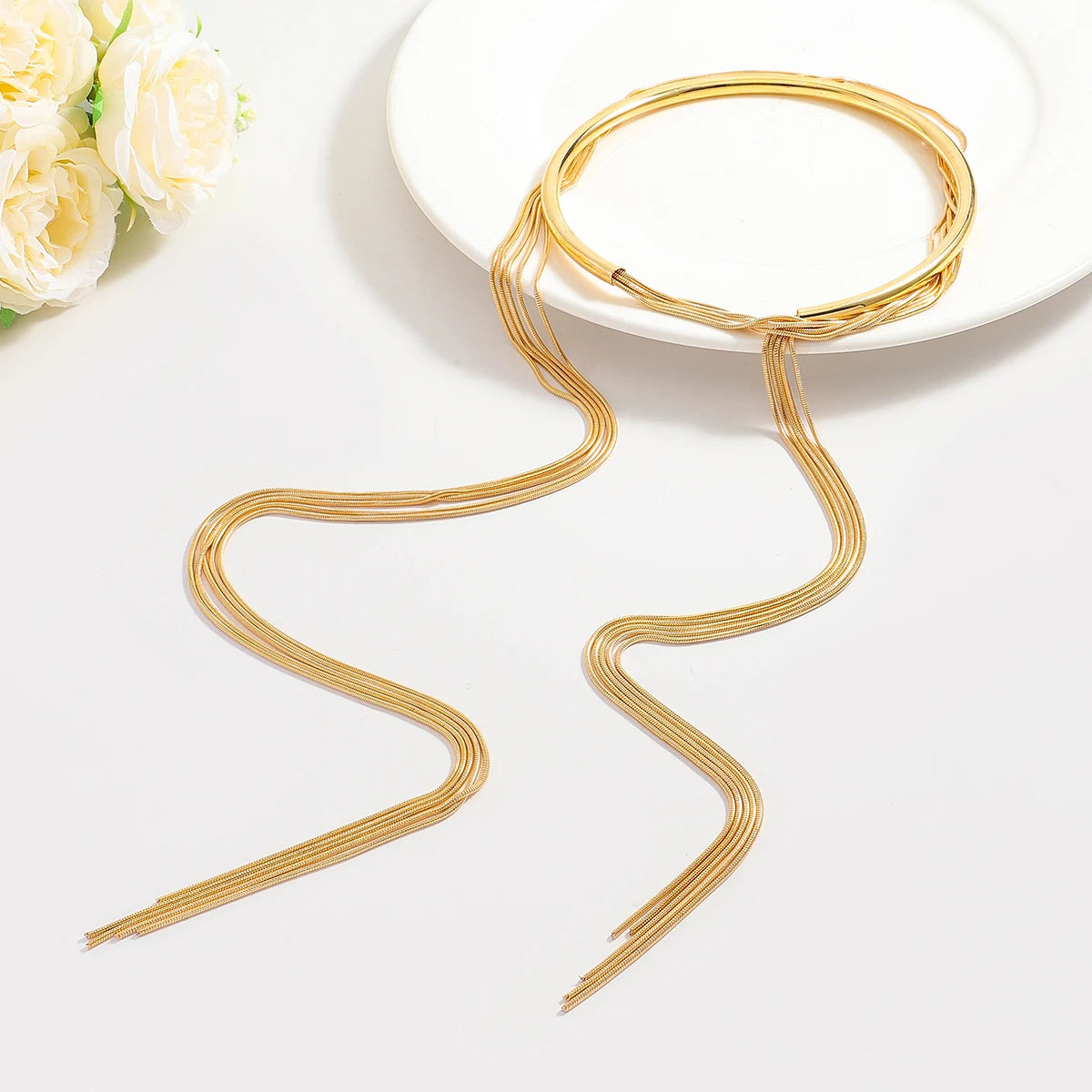 Aurielle שרשרת קולאר עם טסל זהב