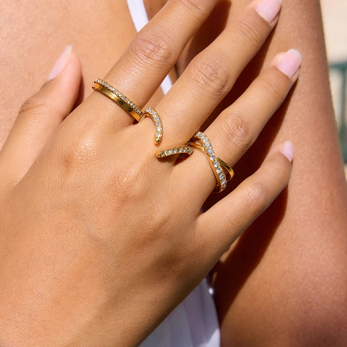 Virel טבעת X זהב אלגנטית