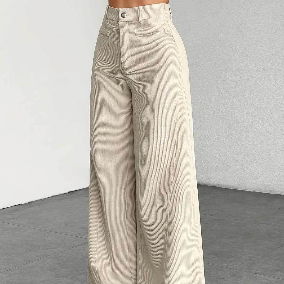 Harris מכנסי קורדרוי רחבים עם פסים ומותן גבוהה