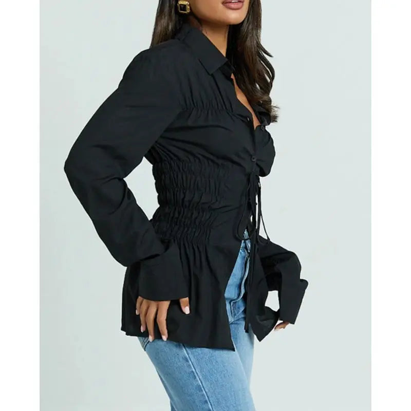 Marianne חולצת שרוכים מחטבת אלגנטית