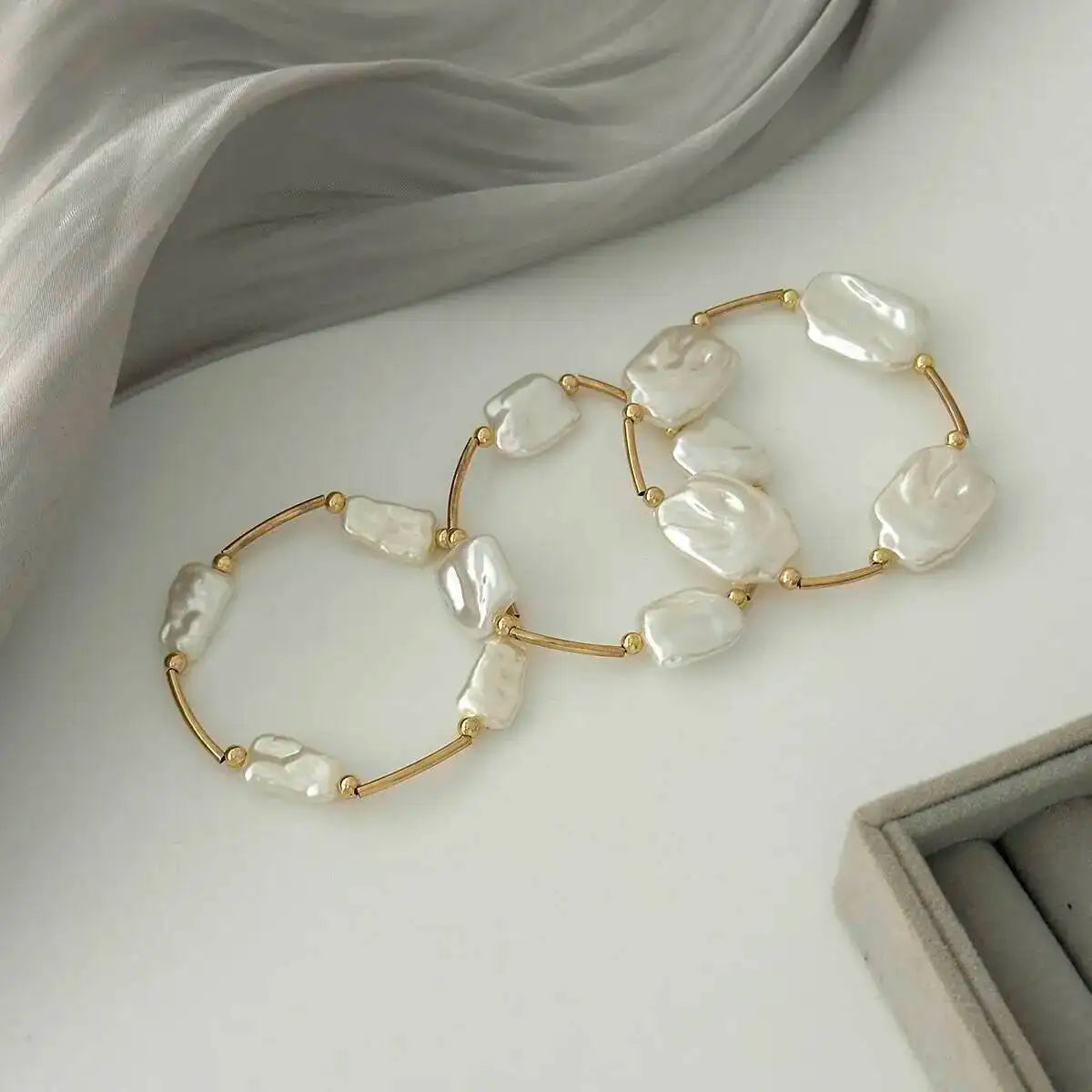 Elara סט צמידי פנינים