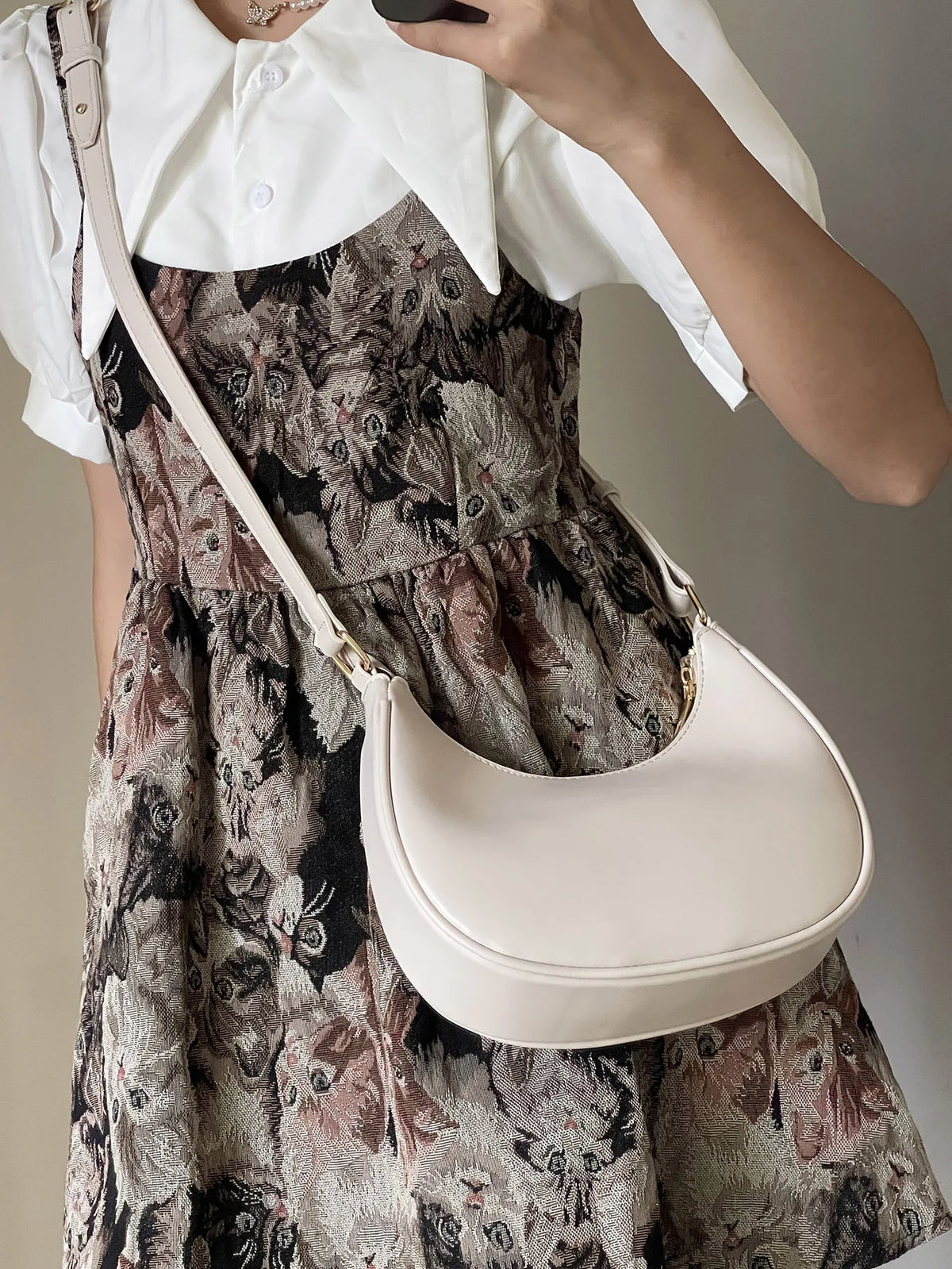 Flora תיק כתף עדין