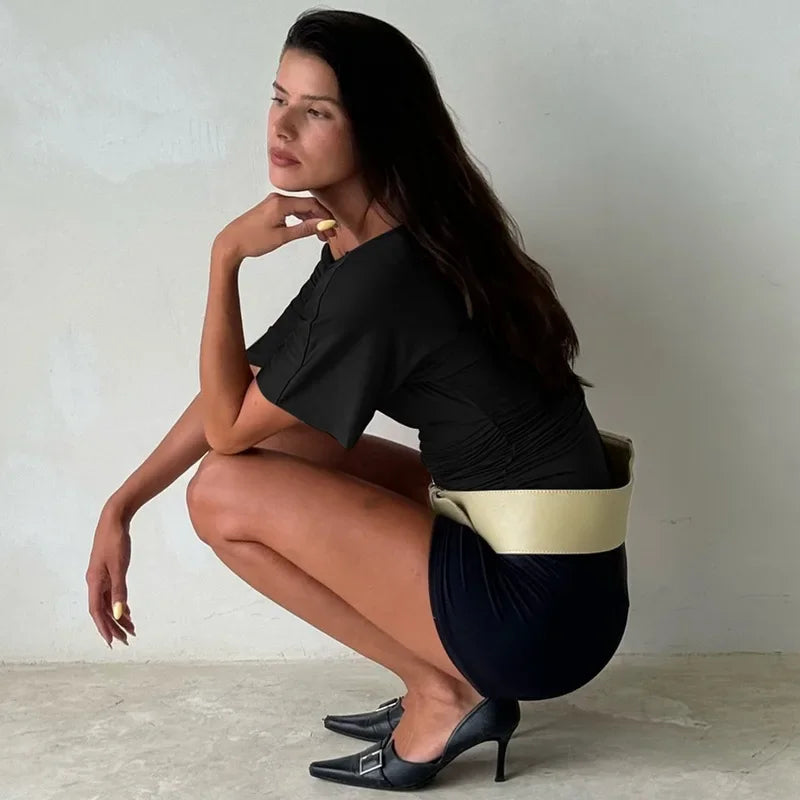 Isla טופ וואן שולדר כיווצים גזרה צמודה