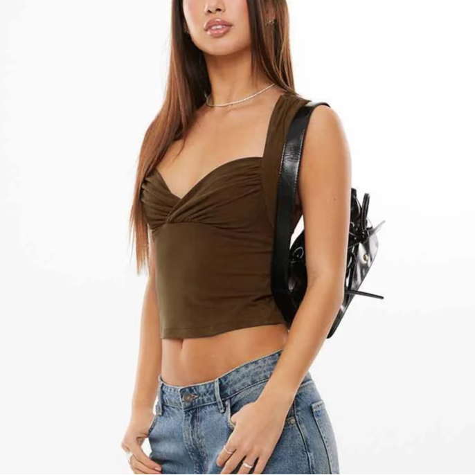 Henri טופ קז'ואל עם קפלים