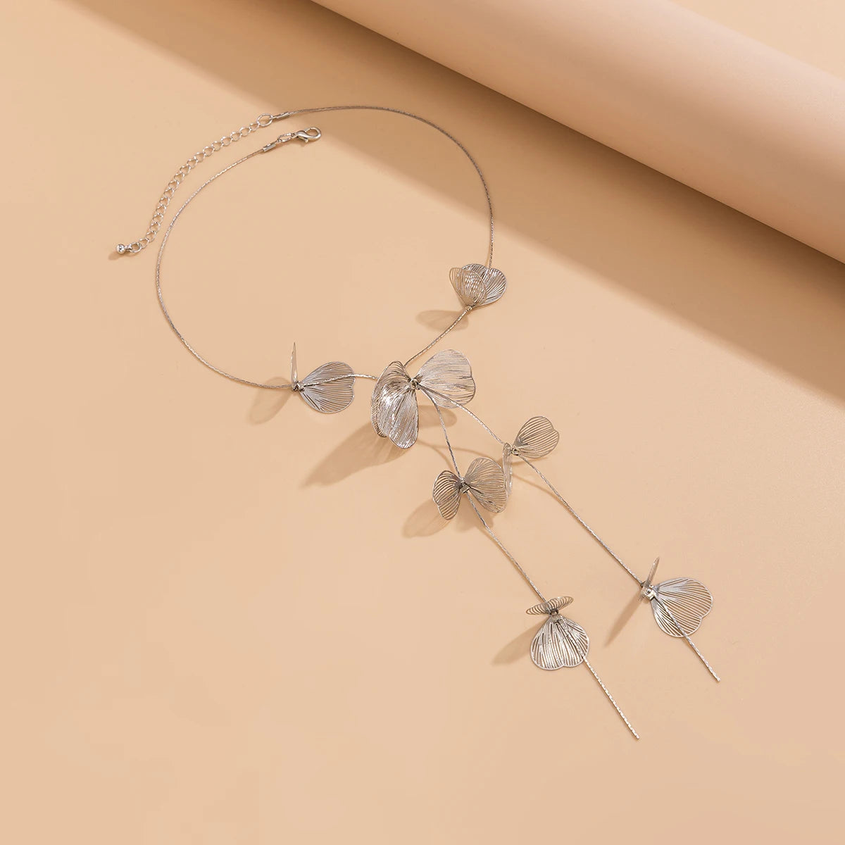 Reid שרשרת עלים ארוכה