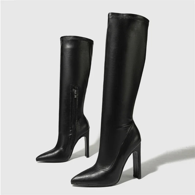 Cole מגפי ברך עם עקב גבוה