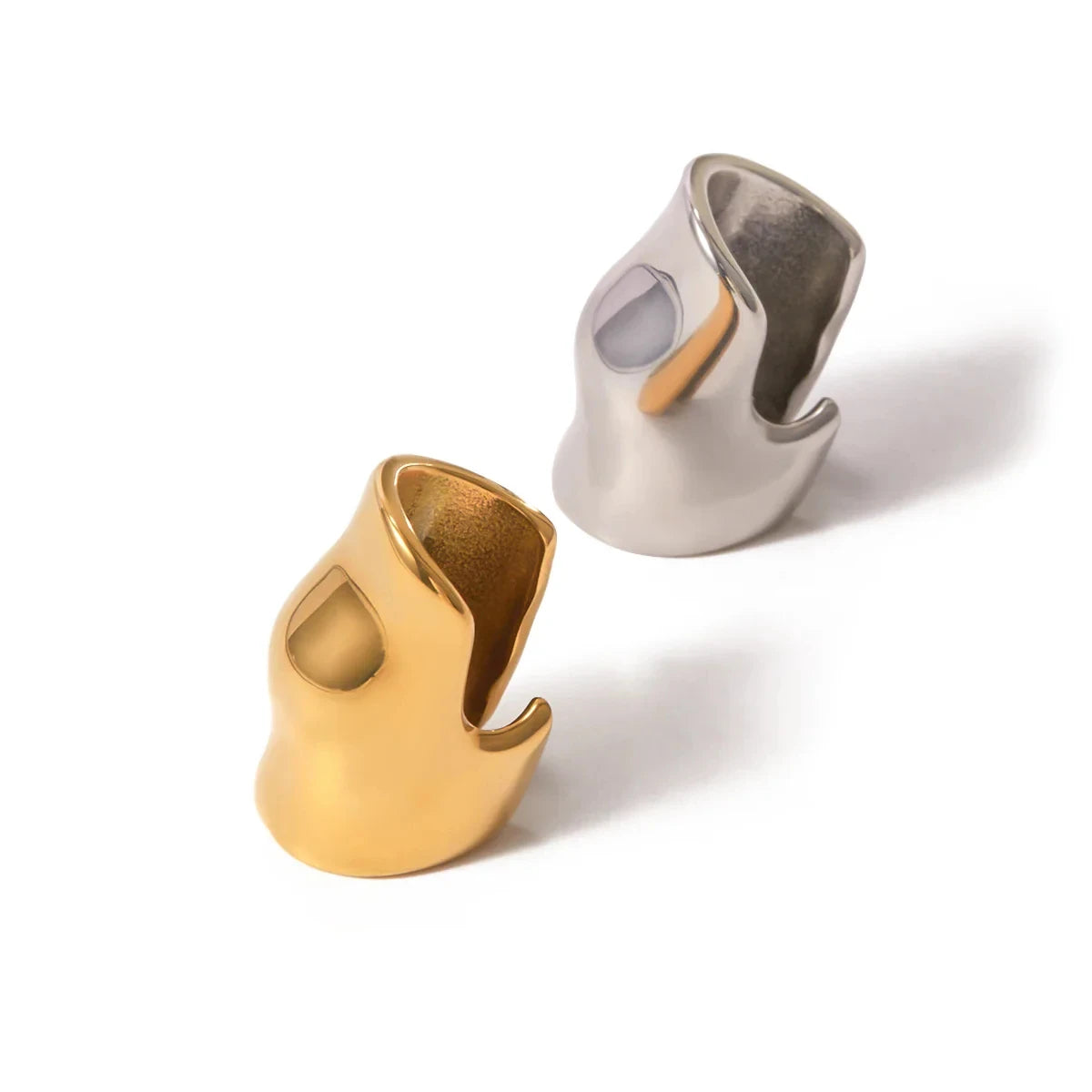 Kent עגיל קליפ מבריק בעיצוב מודרני