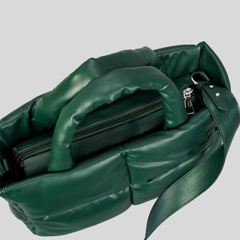 Colin תיק טורבאדו מרופד לנשים