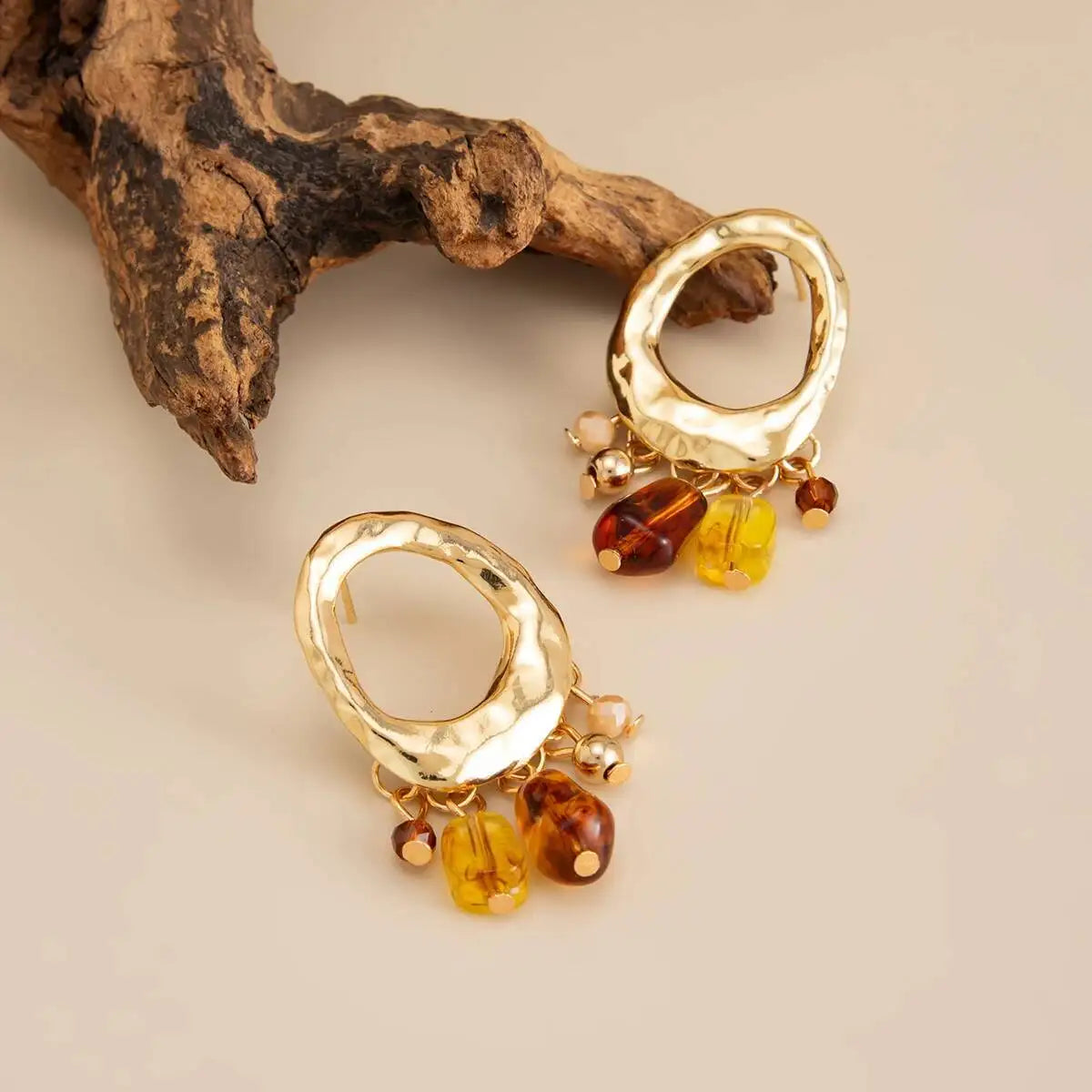 Aurelle עגילי טסל בגוון אמבר