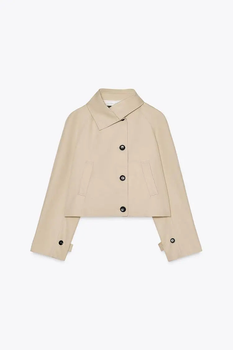 Cline ג׳קט קצר בגזרה ישרה עם כפתורים וצווארון גבוה