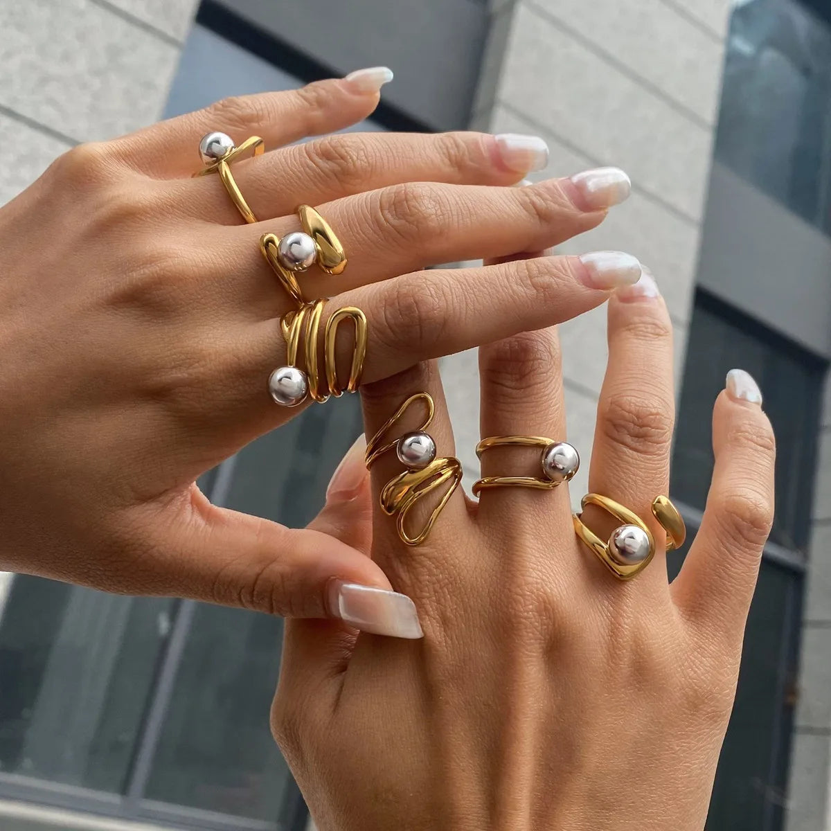 Orvella טבעות בעיצוב כדורים מודרני