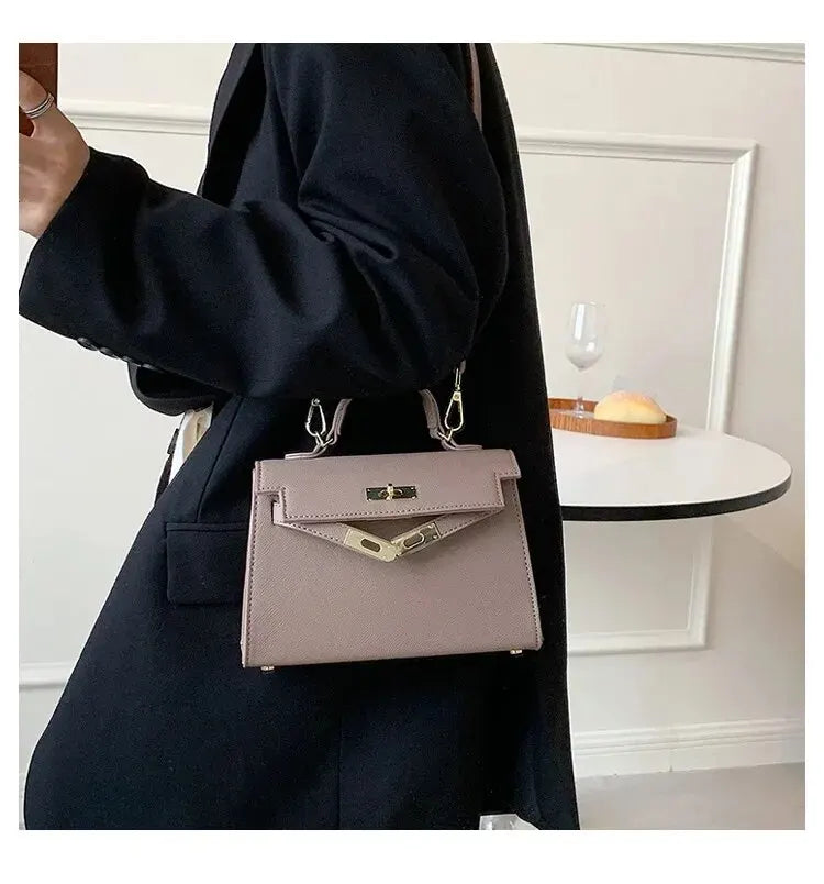 Cochran תיק דמוי עור