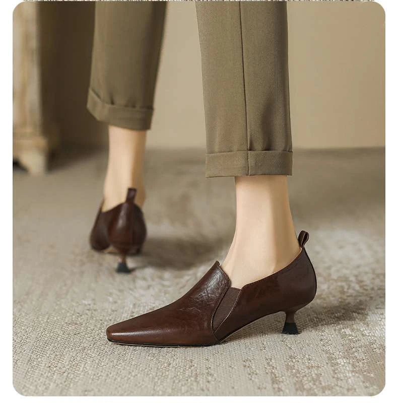 Rico נעלי עקב בעיצוב צרפתי ועקב דק