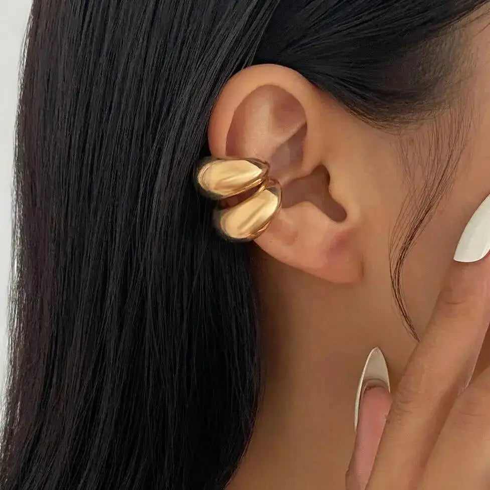 Julia עגיל קליפ בצורת טיפה