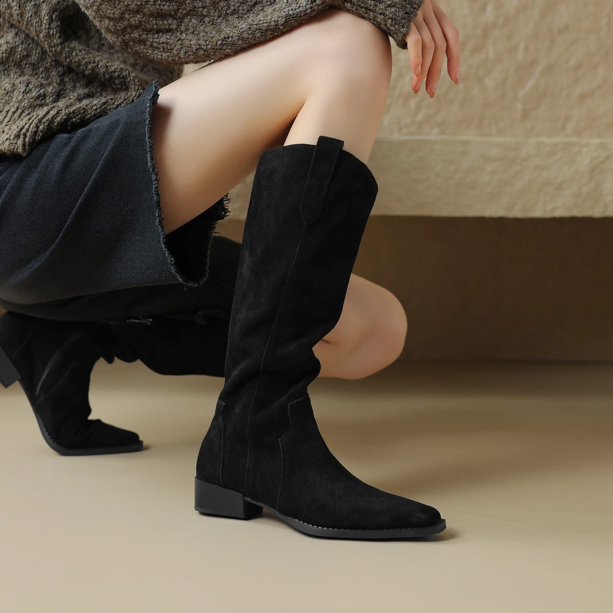 Warren מגפי ברך זמש בסגנון מערבוני עם רוכסן