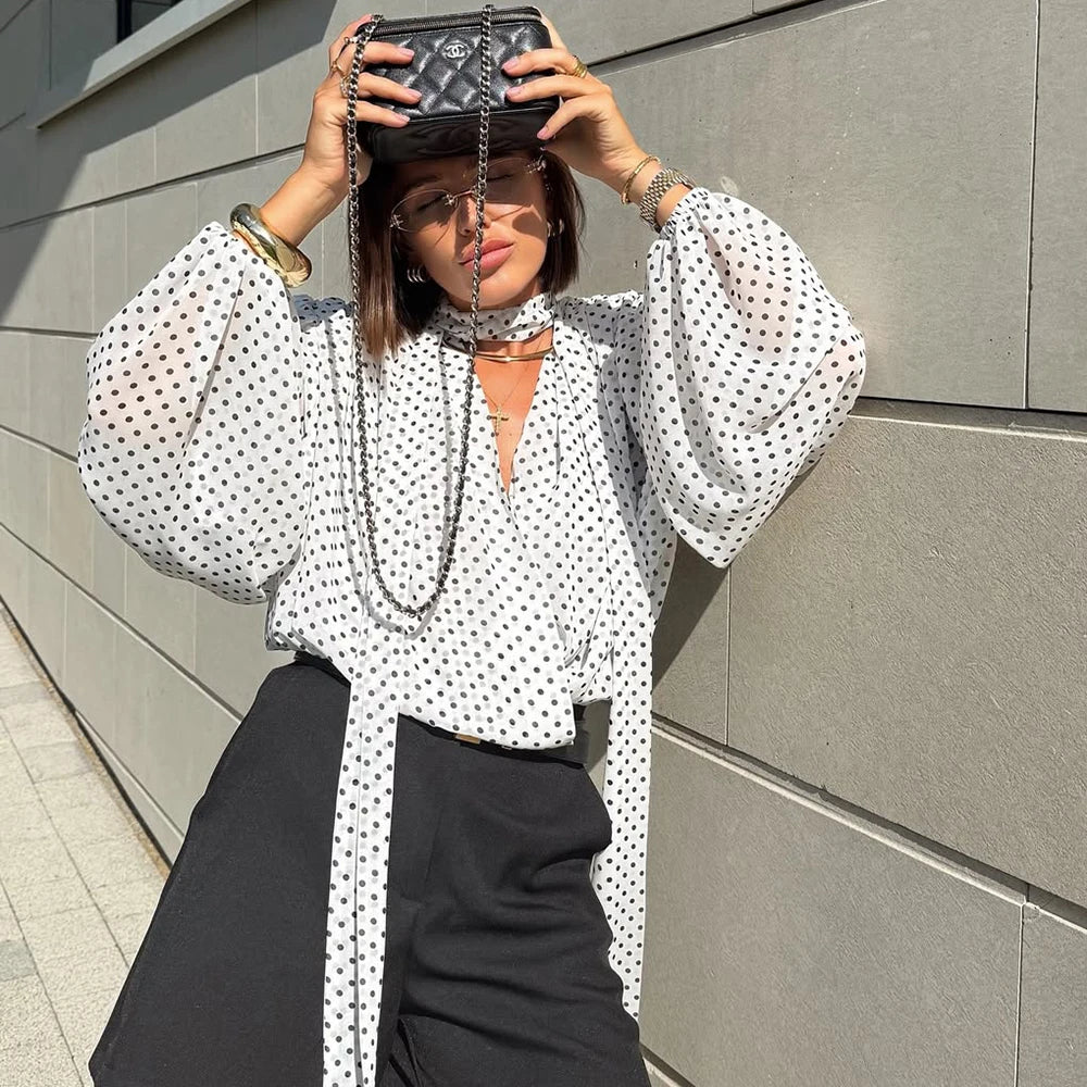 Murray חולצת פולקה דוט עם צעיף קשירה