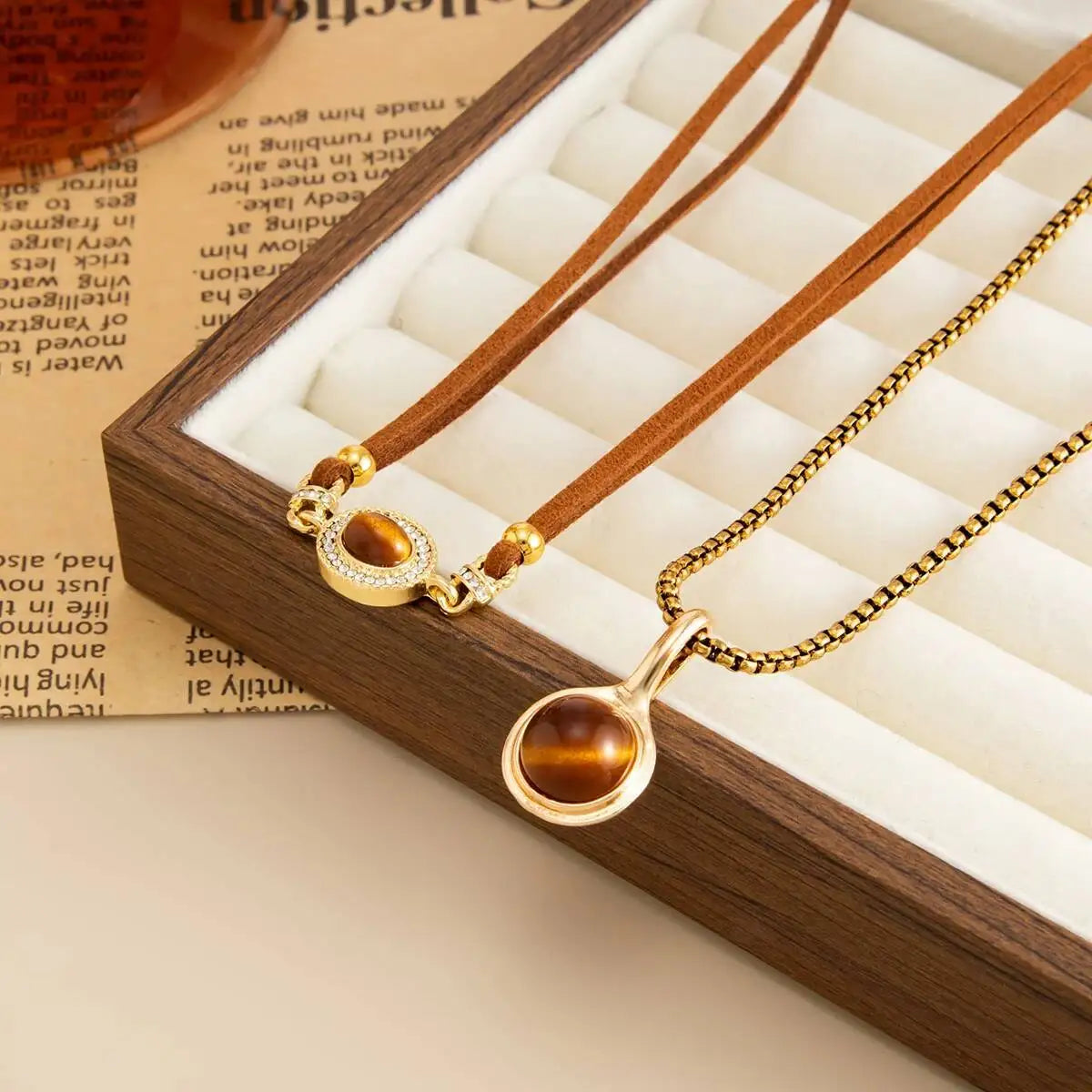 Serena שרשרת אבן טייגר איי בשכבות