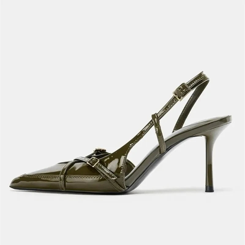 Caitlyn סנדלי עקב עם רצועות קרוס ואבזמים