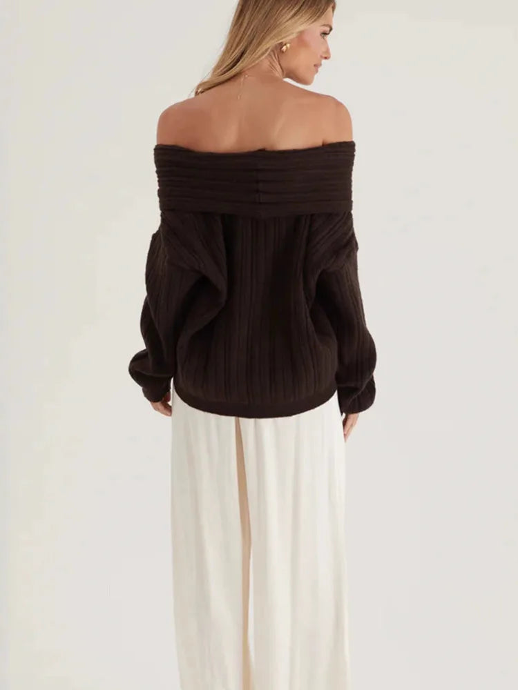 Crane סוודר סרוג אוף שולדר עם שרוול ארוך