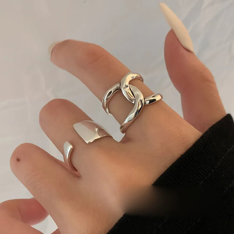 Lily טבעת כסף סטרלינג מצטלבת