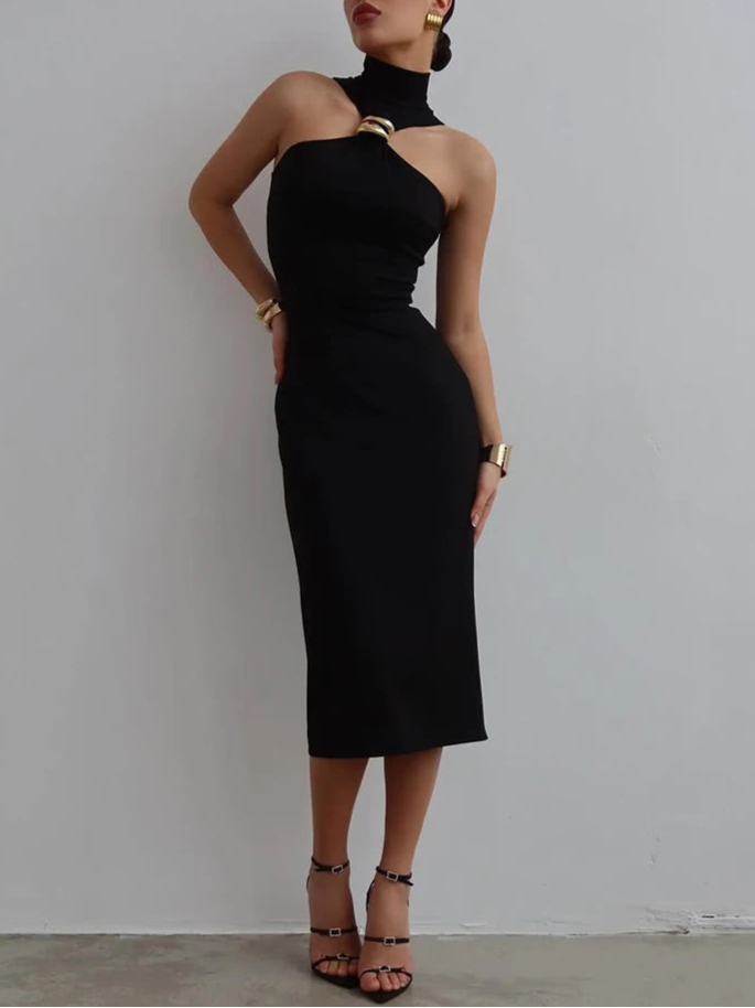 Annika שמלת ערב שחורה עם קישוט מתכת