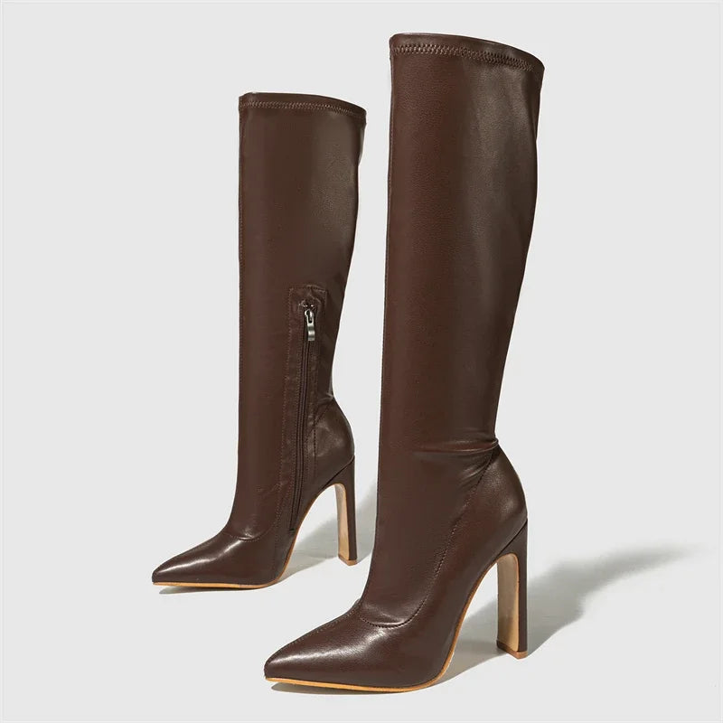 Cole מגפי ברך עם עקב גבוה