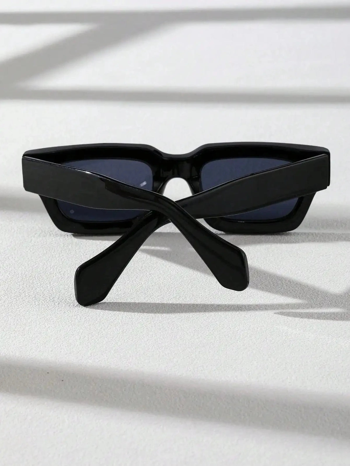 Tillie משקפי שמש יוניסקס מרובעים