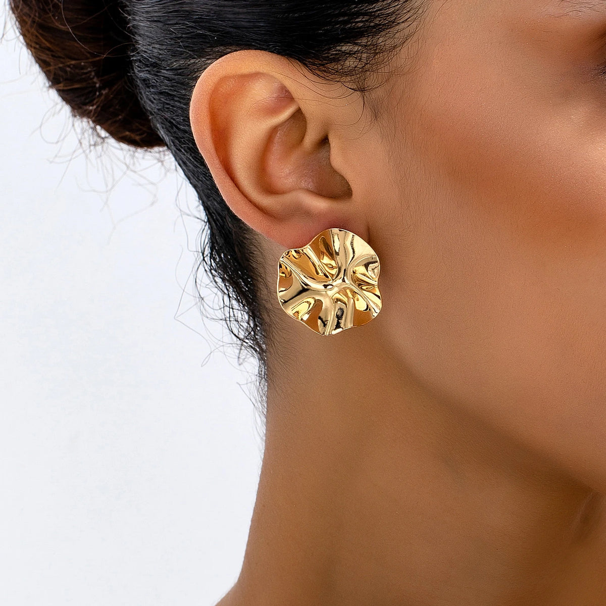 Brooks עגילי מטאל עגולים א-סימטריים