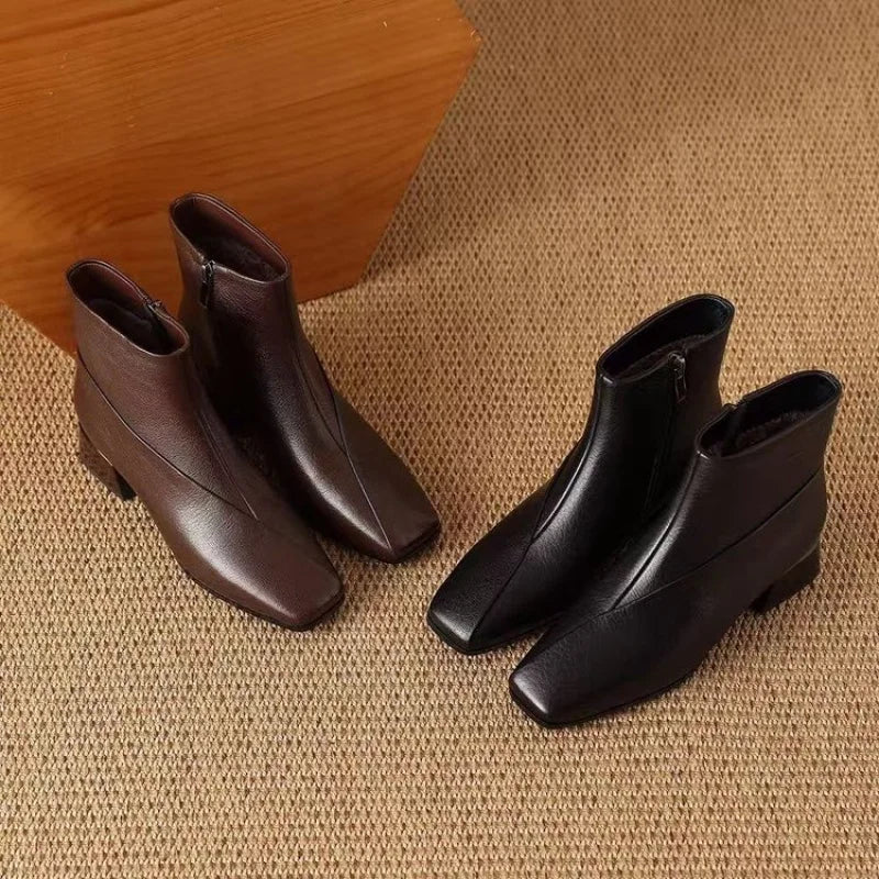 Livia מגפוני עור אמיתי